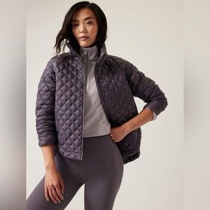 Athleta Whisper Featherless Puffer Jacket - Size Small Petite